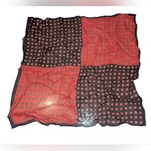 Elegant Red and Black Patterned Scarf